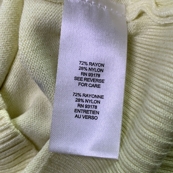 Tahari lime/Yellow Polka Dot Cardigan with studded snap details size small - Picture 6 of 8